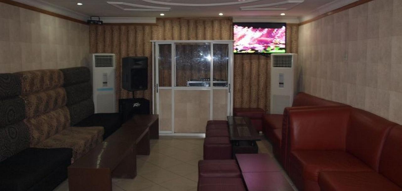 Prince Of Anthony 1960 Hotel Lagos Exterior photo